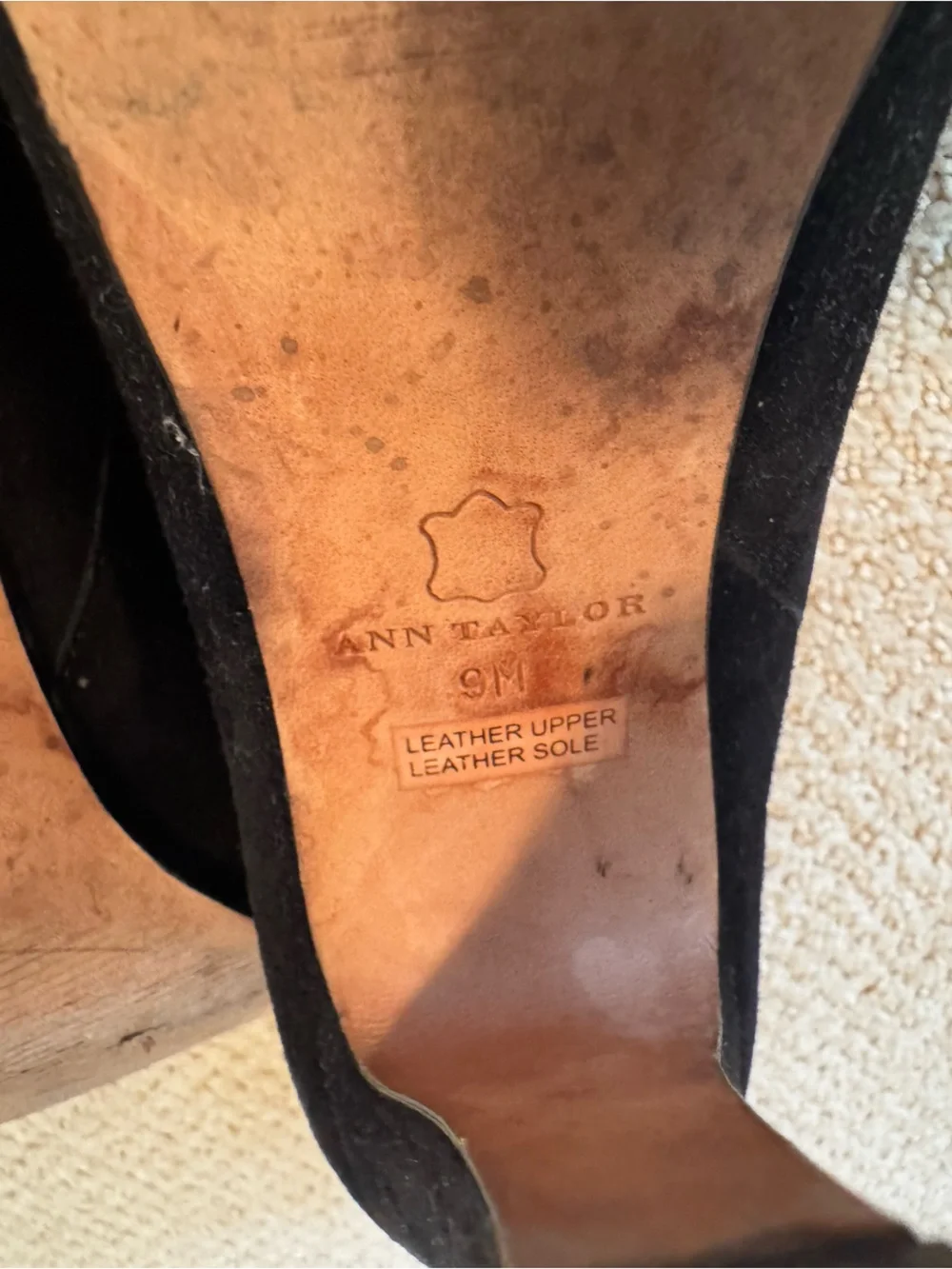 Ann Taylor Black Suede Fold-Over Ankle Booties Size 9